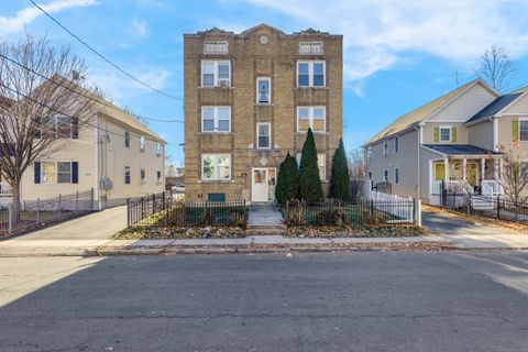 45-47 School Street Hartford CT 06183