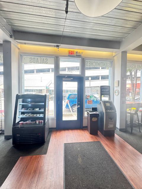 Tiny photo for Madeira Cafe Fairfield Avenue #295, Bridgeport, CT 06604 (MLS # 24154389)