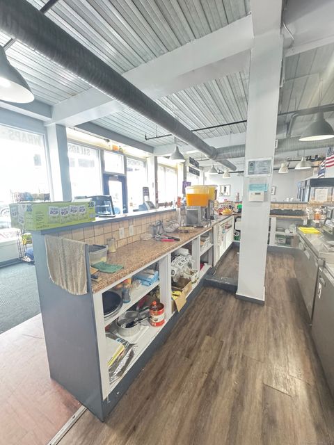 Tiny photo for Madeira Cafe Fairfield Avenue #295, Bridgeport, CT 06604 (MLS # 24154389)