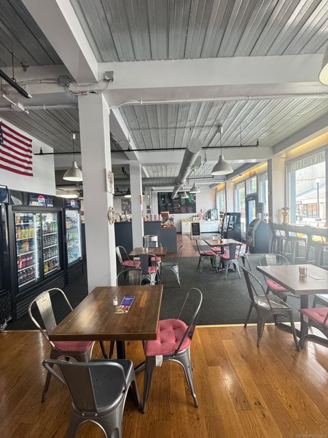 Tiny photo for Madeira Cafe Fairfield Avenue #295, Bridgeport, CT 06604 (MLS # 24154389)