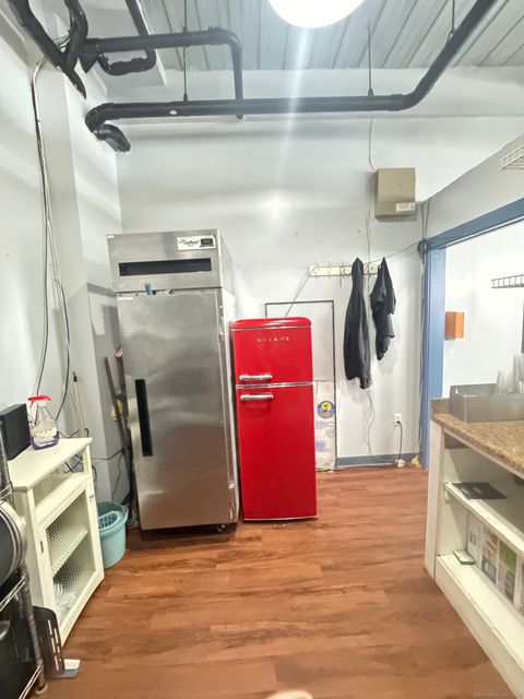 Tiny photo for Madeira Cafe Fairfield Avenue #295, Bridgeport, CT 06604 (MLS # 24154389)