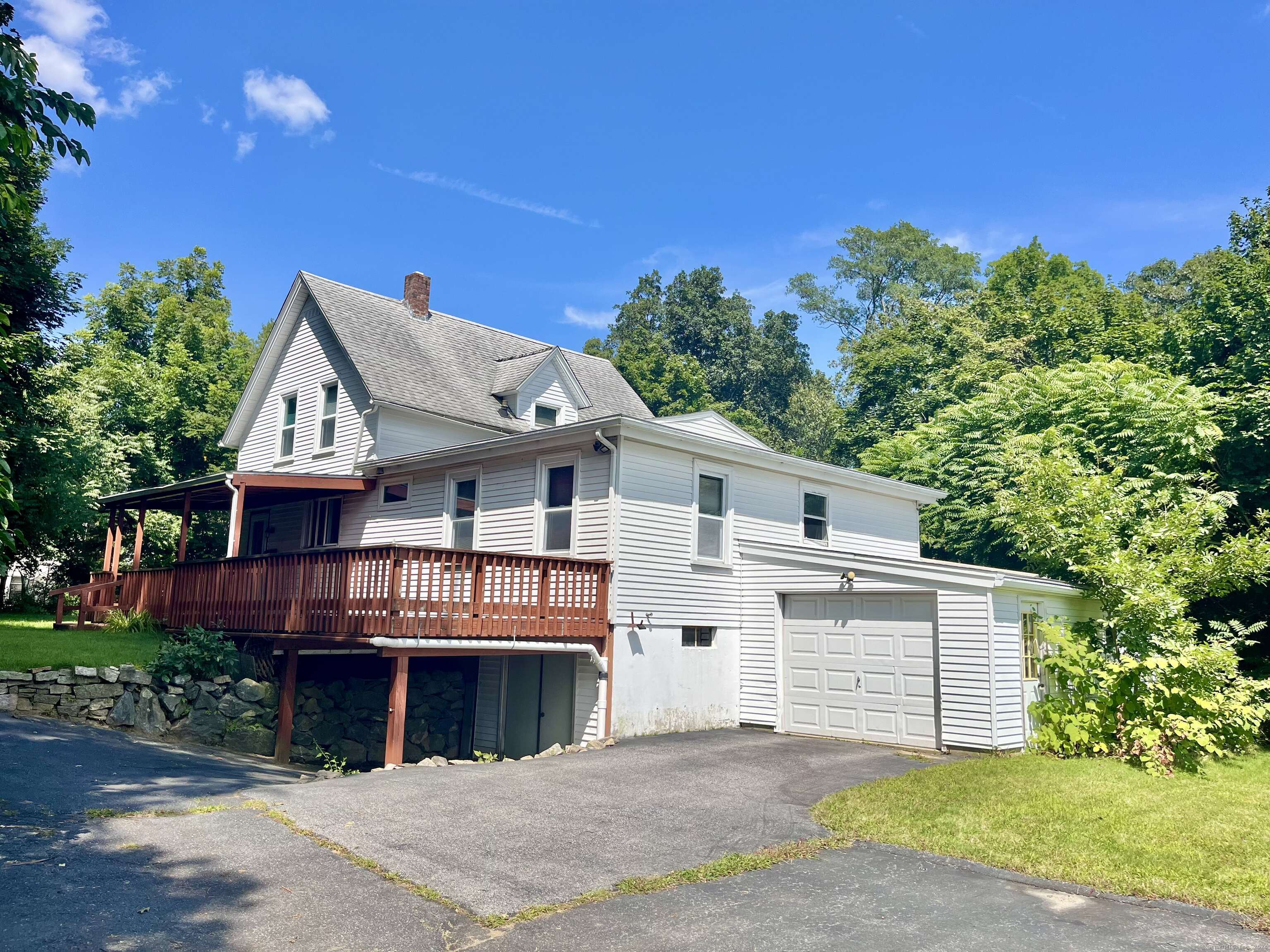 89 Hickory Street, Norwich, Connecticut image 2