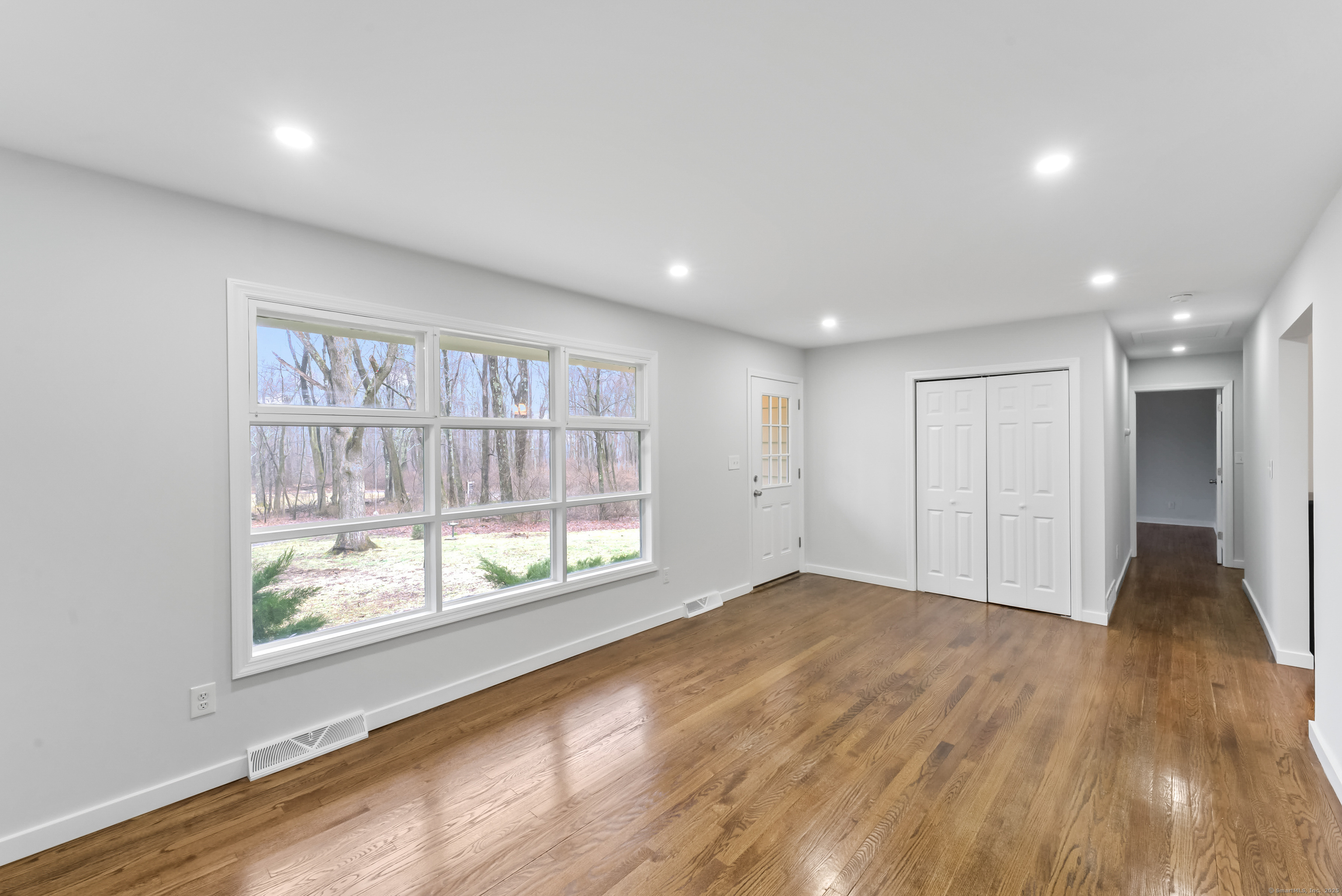 27 Wieting Road, New Milford, Connecticut image 6