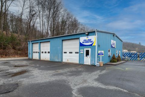 MLS: 24090187
