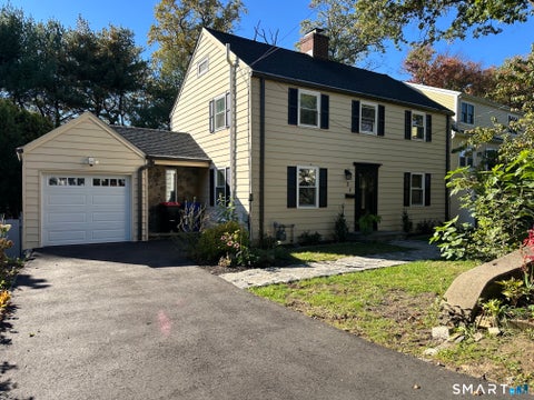 Photo of 23 Richmond Hill Road, Norwalk, CT 06851 (MLS # 24217138)