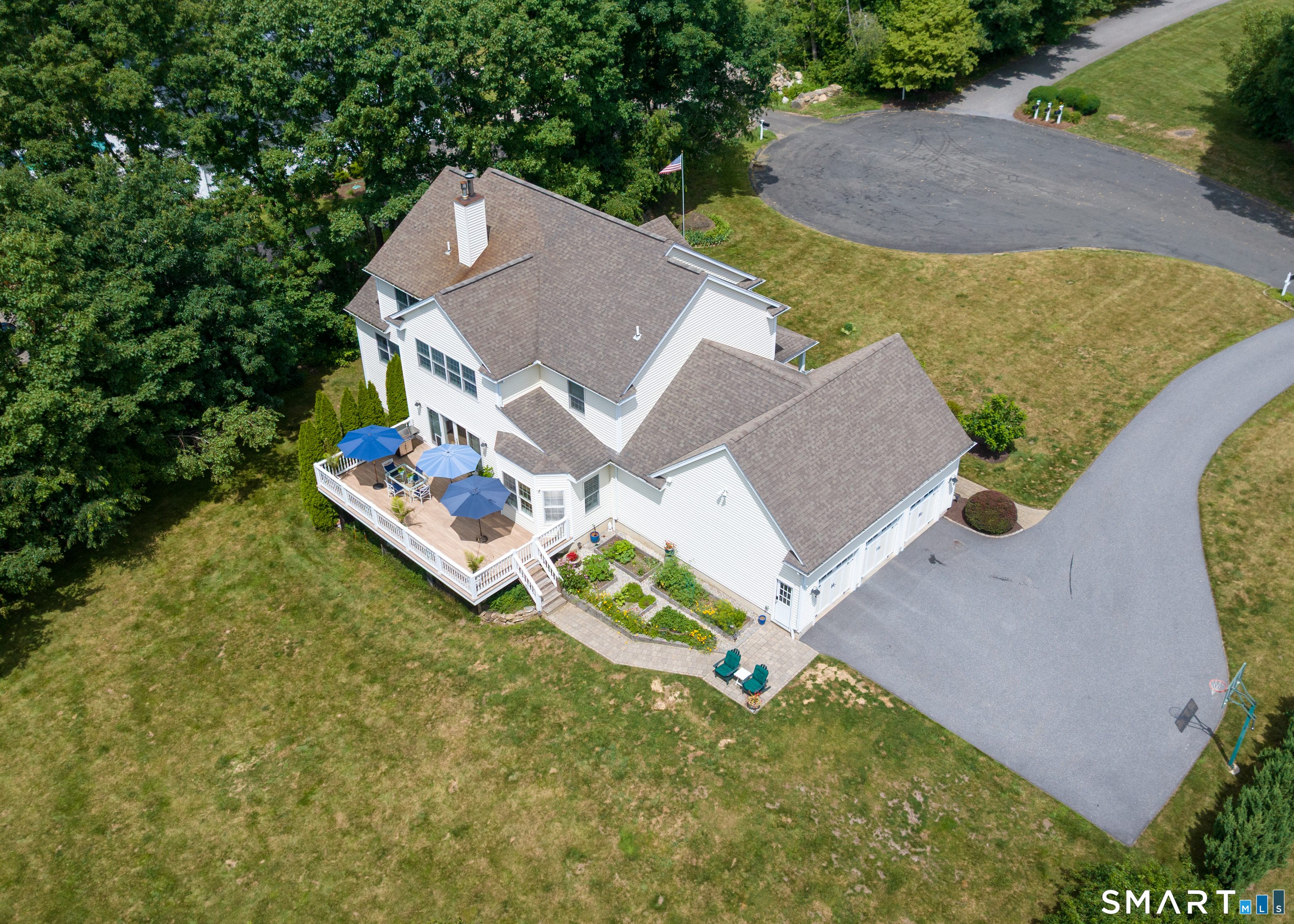 75 Warren Glen