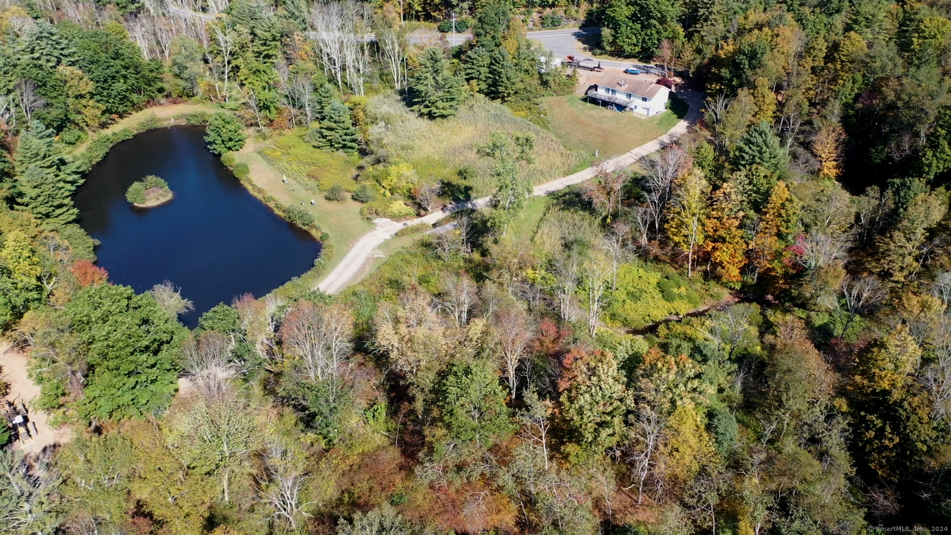25 Nobletown Road, Hillsdale, New York image 1