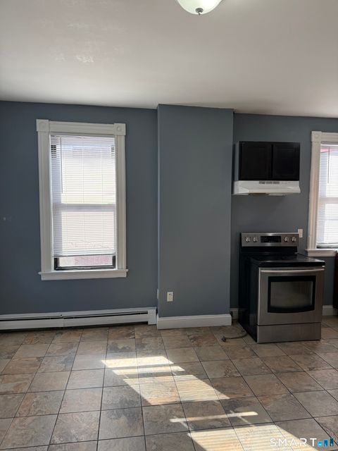Tiny photo for 94 Hungerford Street #2nd Floor, Hartford, CT 06106 (MLS # 24156348)