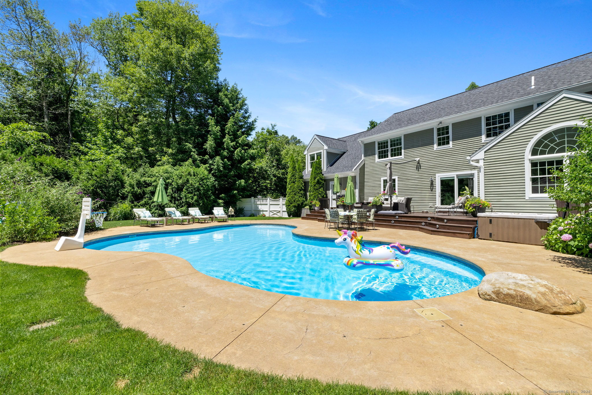 1 Boxwood Road