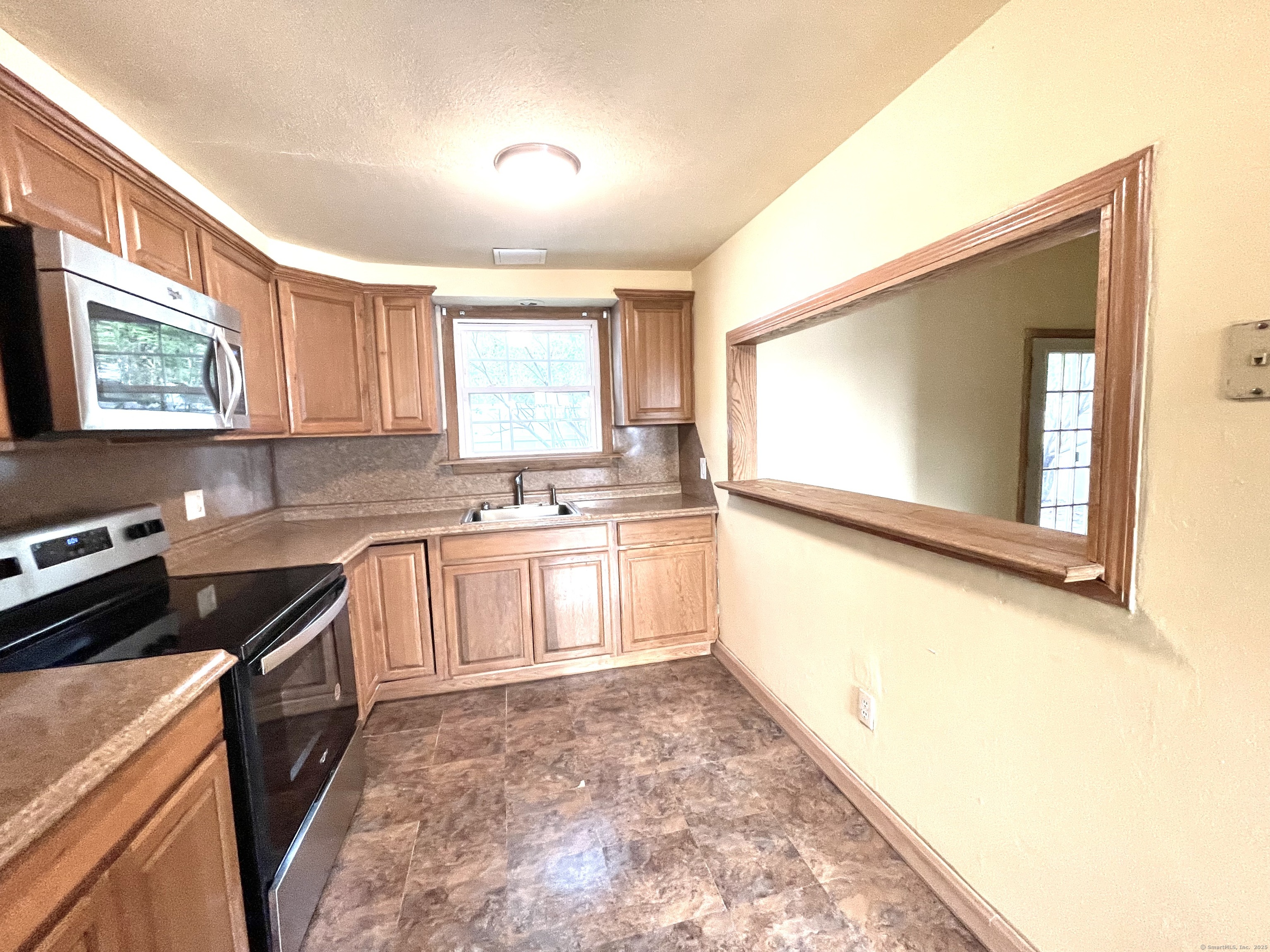 6 Stirling Court, Middletown, Connecticut image 7