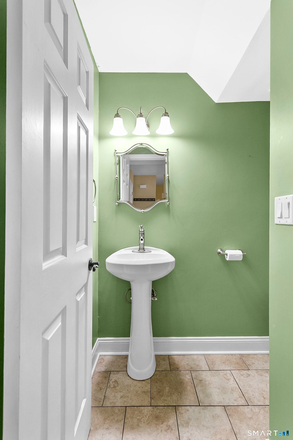 Photo of 1230 Hope Street #APT 7, Stamford, CT 06907 (MLS # 24149684)