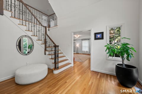 Tiny photo for 4 Windsor Court, Farmington, CT 06032 (MLS # 24189163)