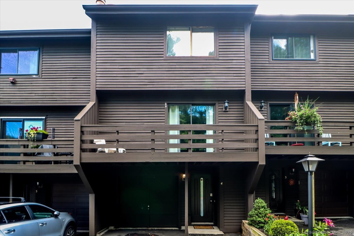 157 Shelter Rock Road 4