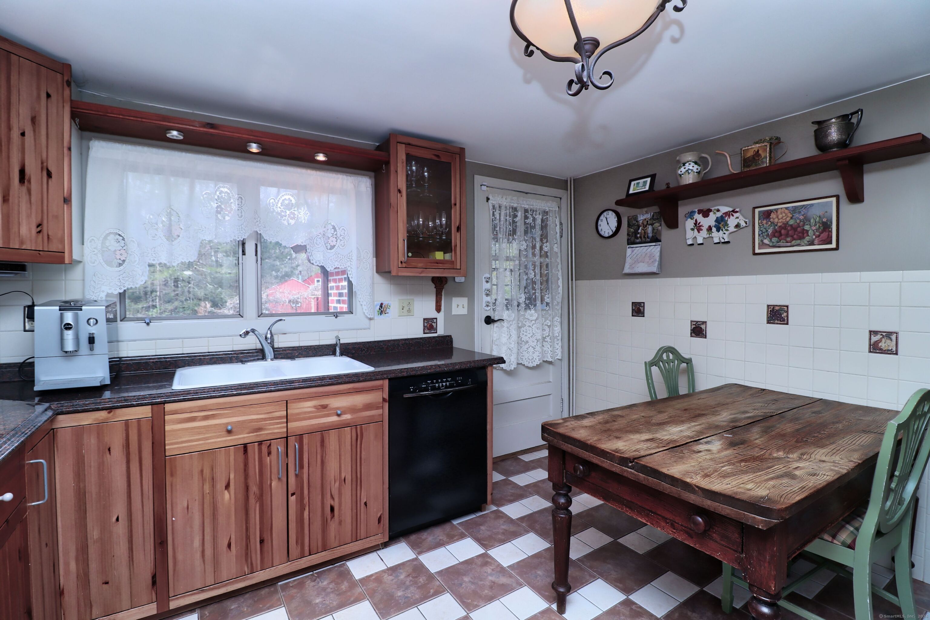 217 Turnbull Road, New Hartford, Connecticut image 12