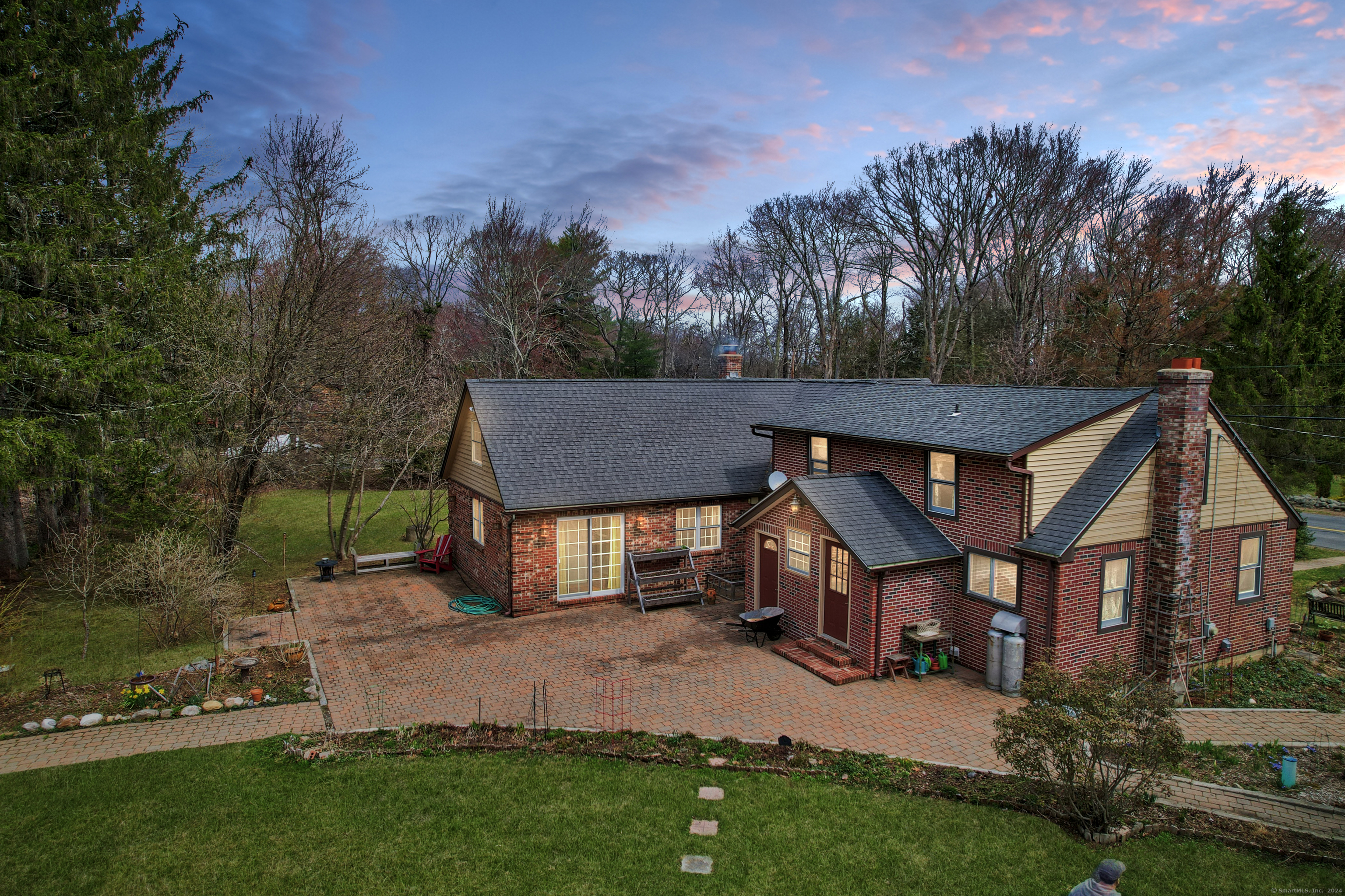 217 Turnbull Road, New Hartford, Connecticut image 4