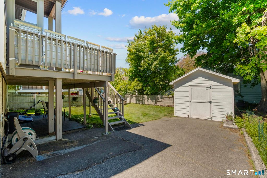 Photo of 324 Villa Avenue, Fairfield, CT 06825 (MLS # 24175111)