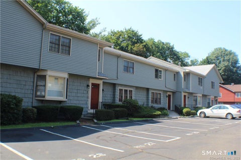 Photo of 375 Glendale Avenue #D2, Bridgeport, CT 06606 (MLS # 24203662)