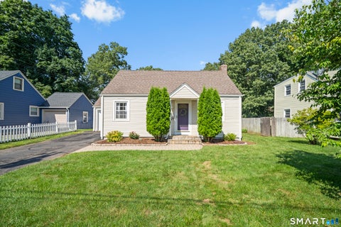 Photo of 33 Chester Drive, Manchester, CT 06040 (MLS # 24196633)