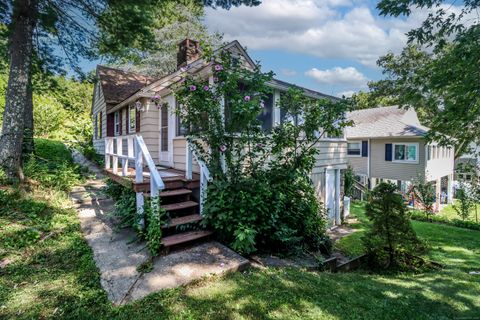 17 North Beach Drive New Fairfield CT 06812