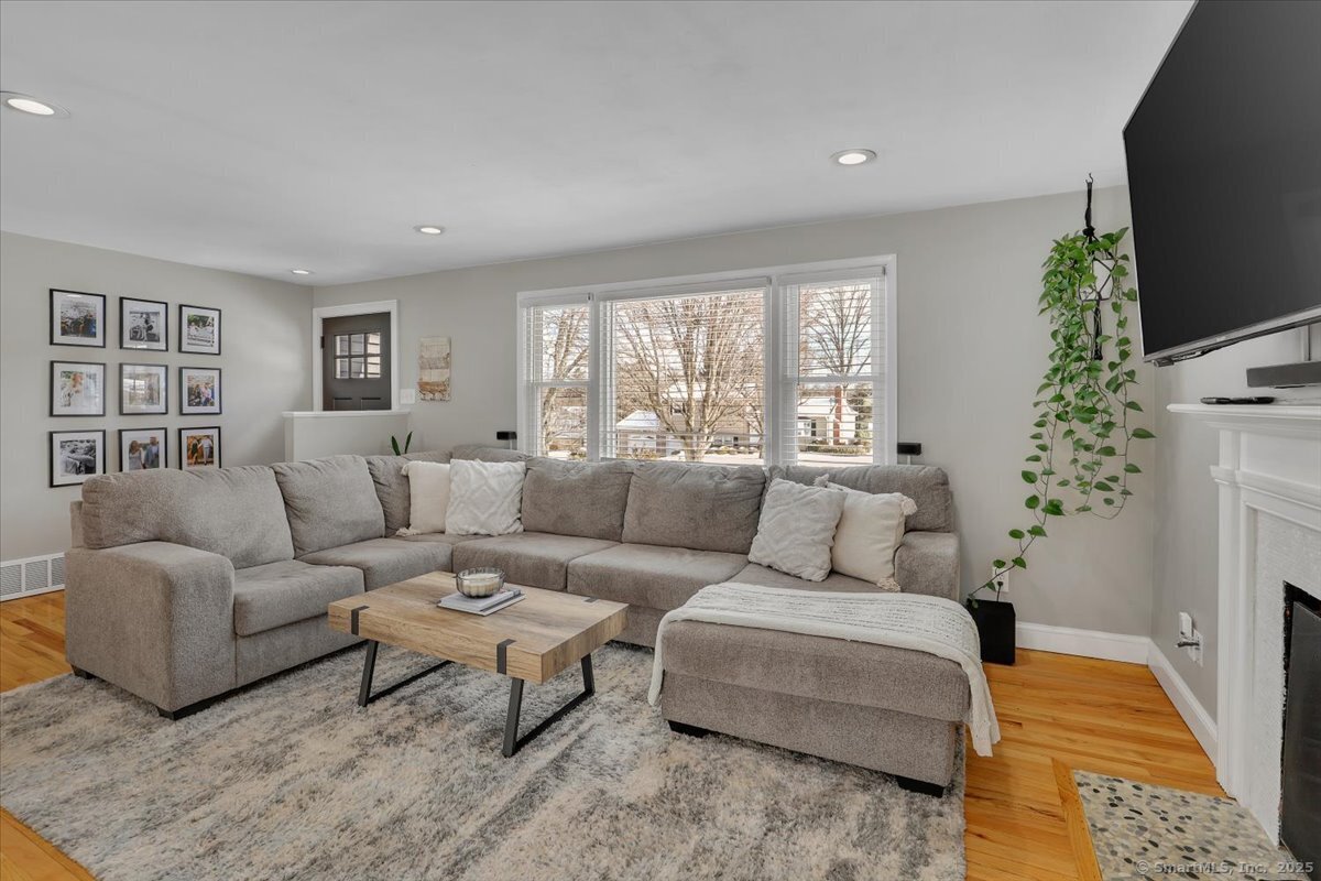 78 Still Hill Road, Hamden, Connecticut image 5