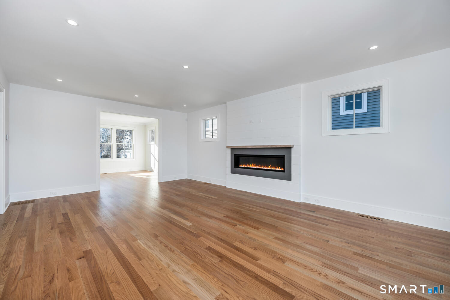 Fairfield, Connecticut 06824, United States, 5 Bedrooms Bedrooms, ,6 BathroomsBathrooms,Residential,Coming Soon,220570