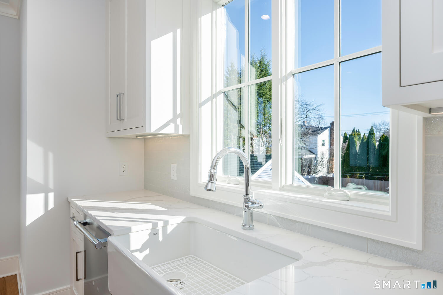 Fairfield, Connecticut 06824, United States, 5 Bedrooms Bedrooms, ,6 BathroomsBathrooms,Residential,Coming Soon,220570