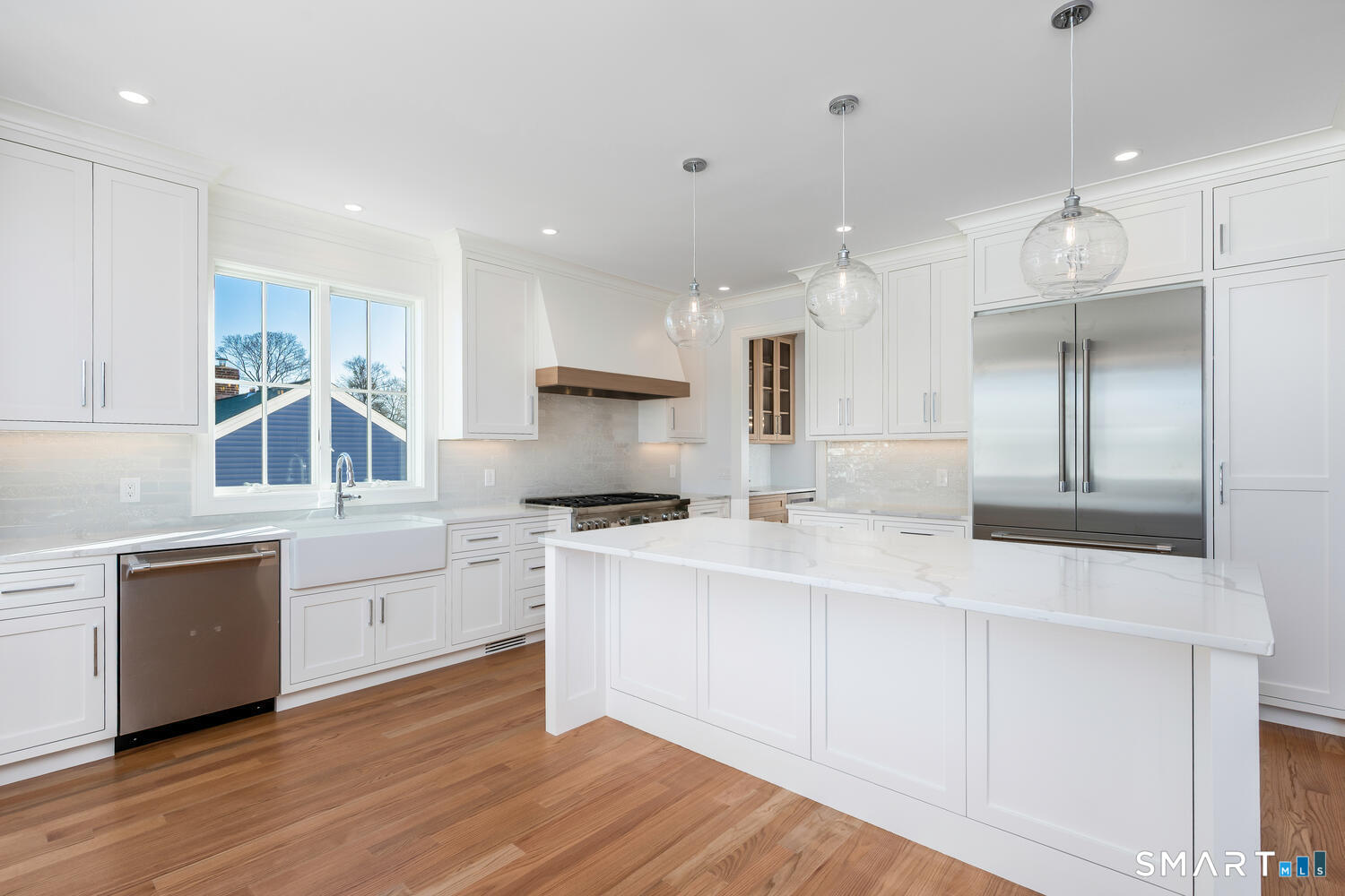 Fairfield, Connecticut 06824, United States, 5 Bedrooms Bedrooms, ,6 BathroomsBathrooms,Residential,Coming Soon,220570