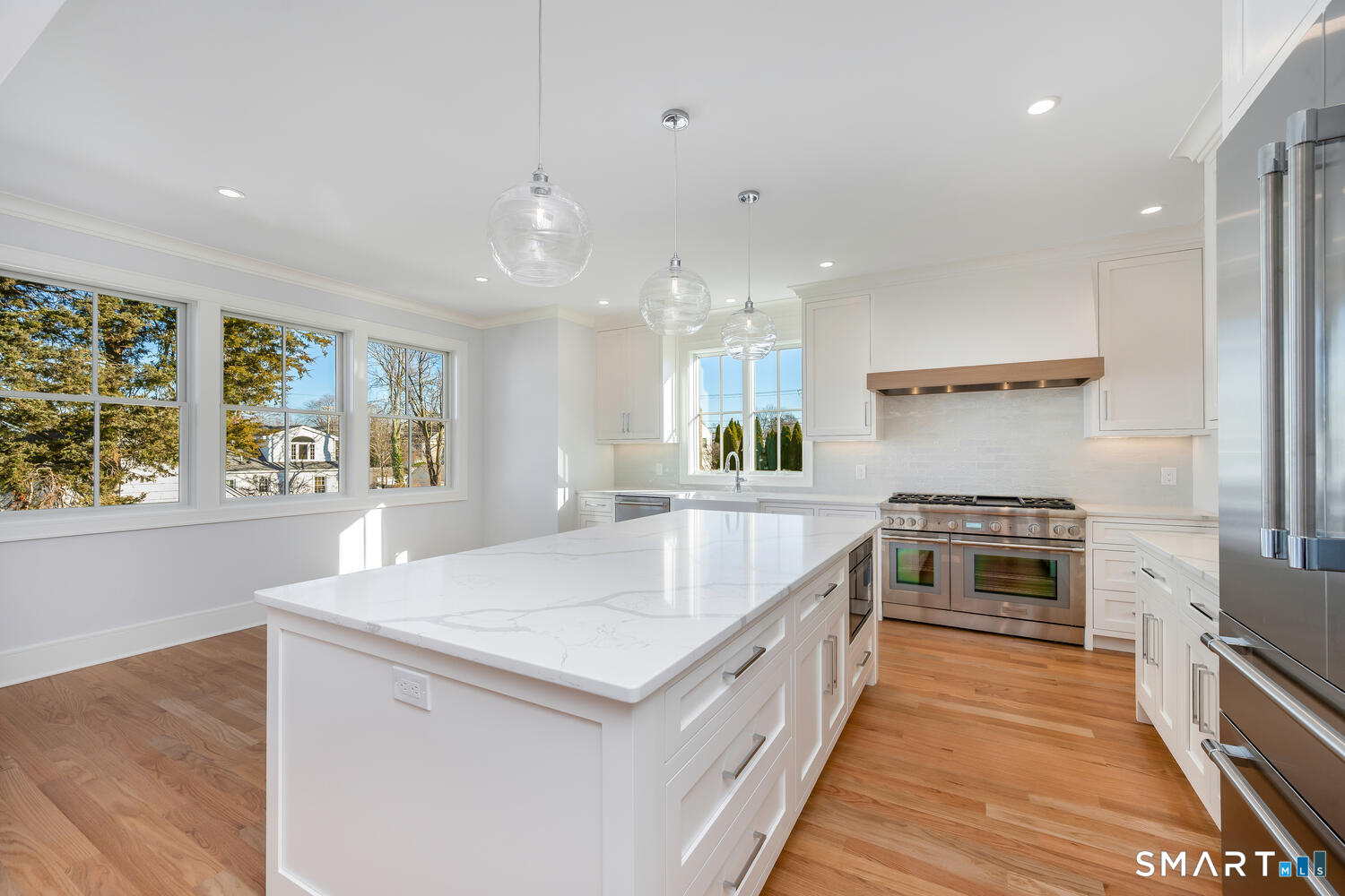 Fairfield, Connecticut 06824, United States, 5 Bedrooms Bedrooms, ,6 BathroomsBathrooms,Residential,Coming Soon,220570