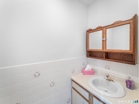 Tiny photo for 484 First Avenue #14, West Haven, CT 06516 (MLS # 24196151)