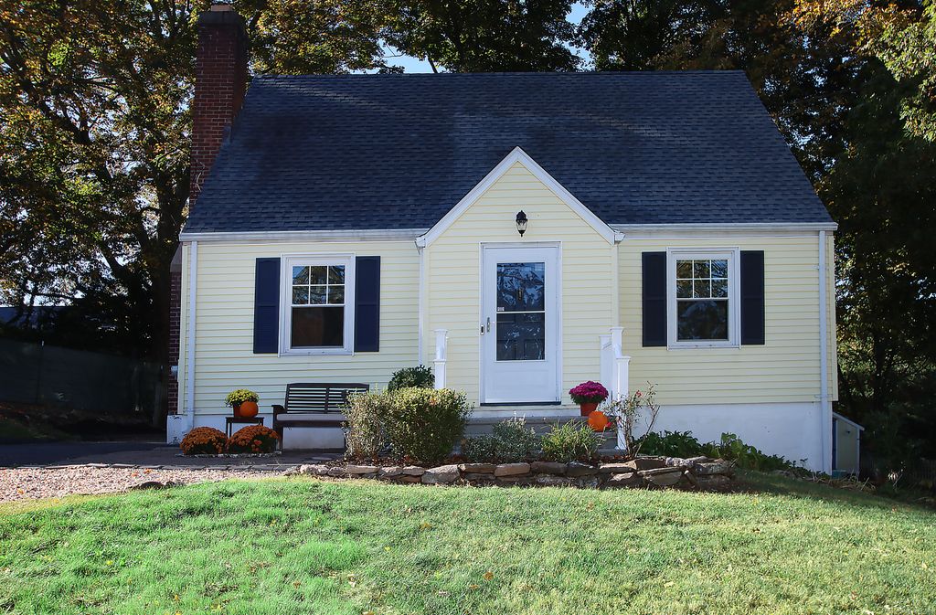 Photo of 63 Harrington Street, Meriden, CT 06451 (MLS # 24132614)