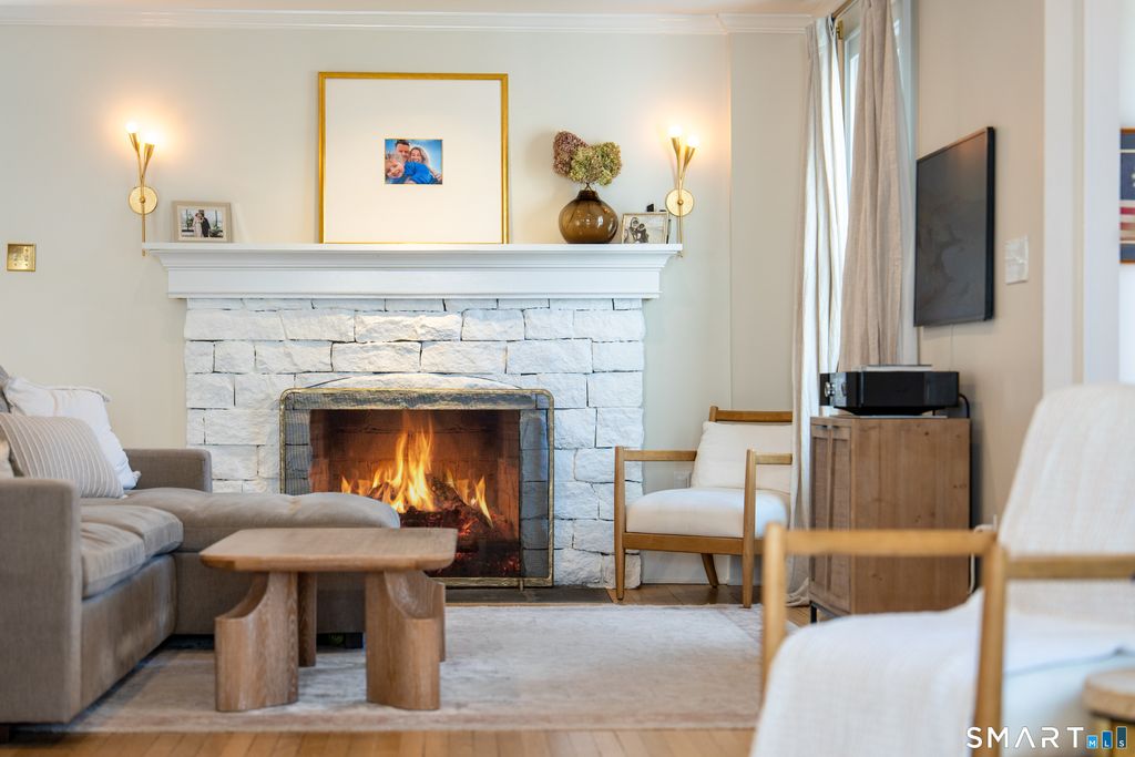 Photo of 3 Abbey Road, Darien, CT 06820 (MLS # 24159158)