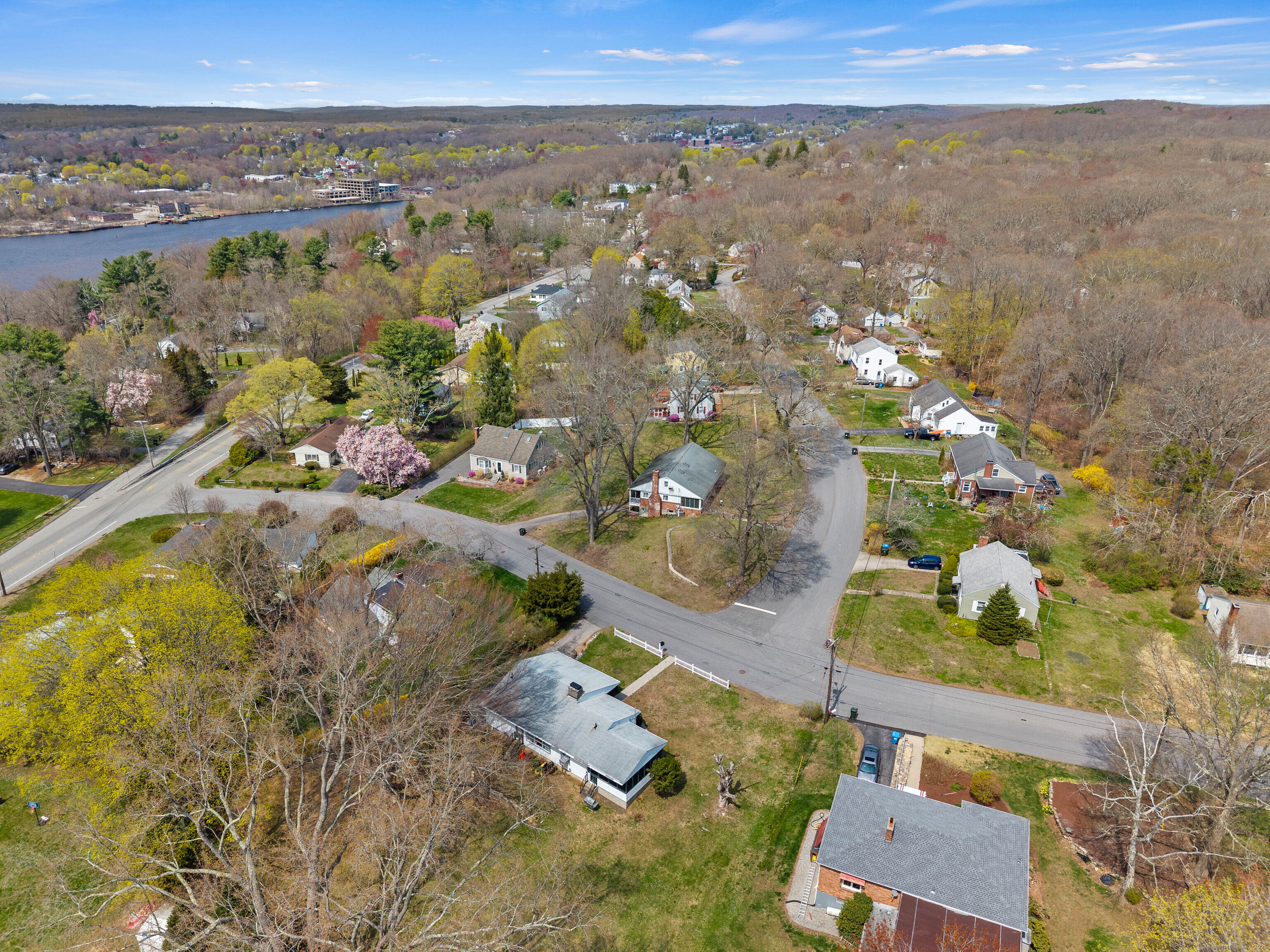 13 Ridgewood Drive, Norwich, Connecticut image 36