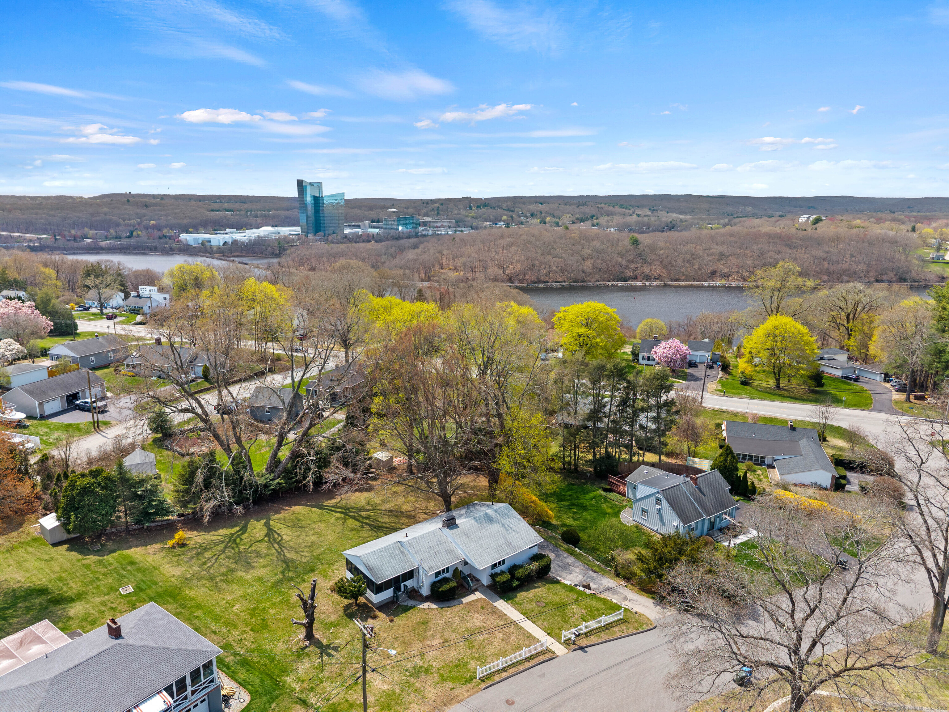 Property for Sale at Ridgewood Drive, Norwich, Connecticut - Bedrooms: 3 
Bathrooms: 1 
Rooms: 5  - $285,900