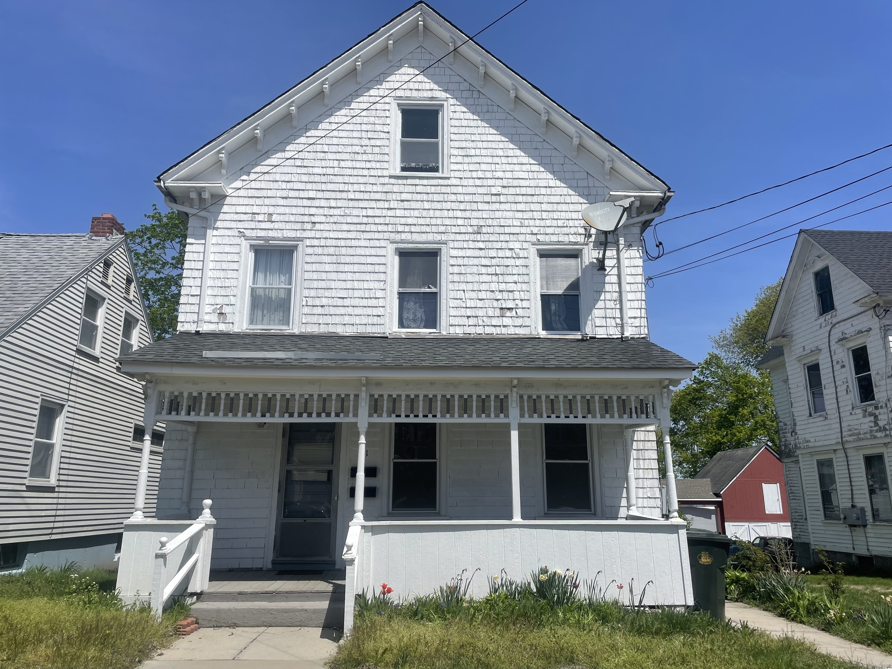 Rental Property at Lee Avenue 1, New London, Connecticut - Bedrooms: 2 
Bathrooms: 1 
Rooms: 5  - $1,650 MO.