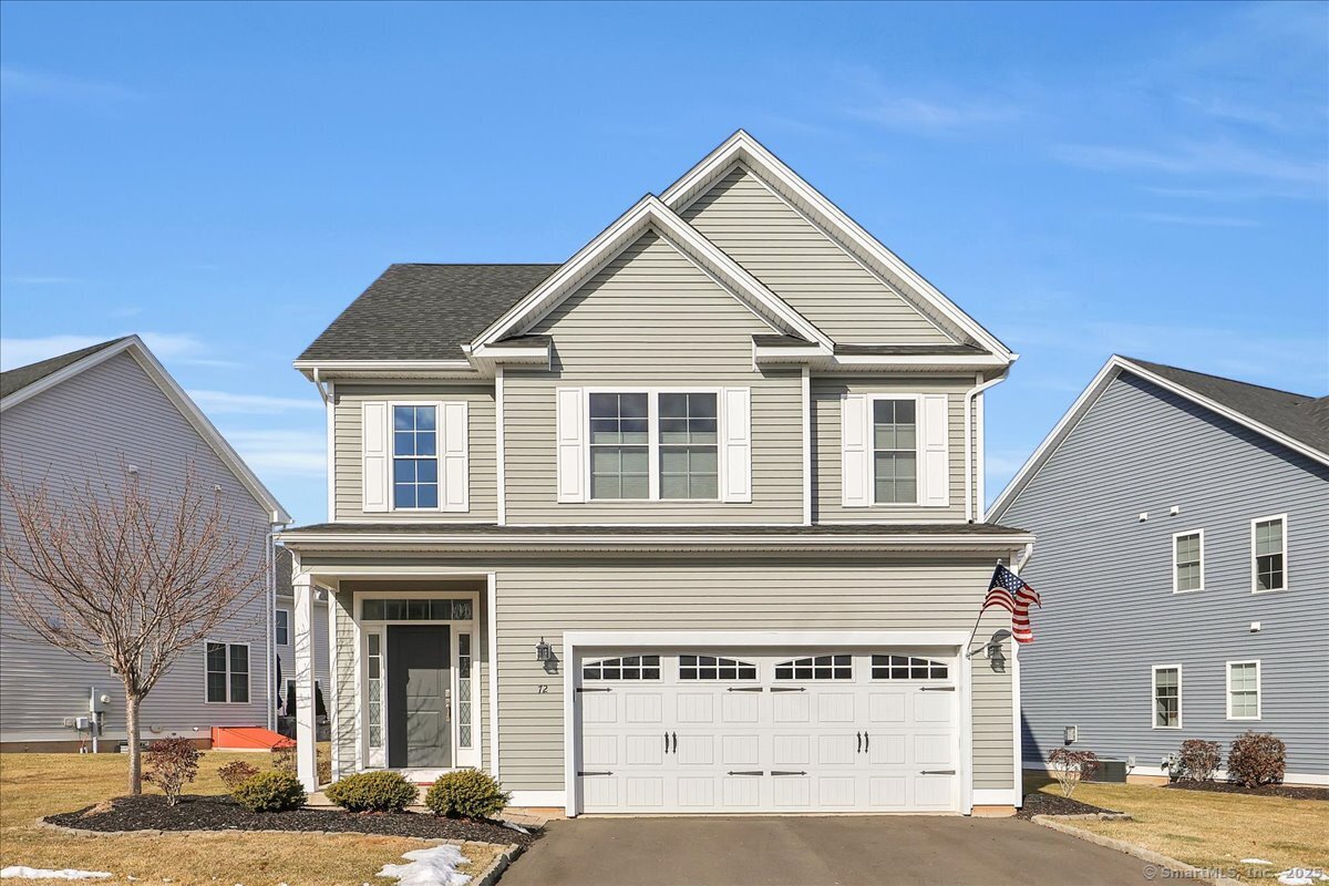 Property for Sale at Lexington Gardens 72, North Haven, Connecticut - Bedrooms: 3 
Bathrooms: 3 
Rooms: 5  - $539,999