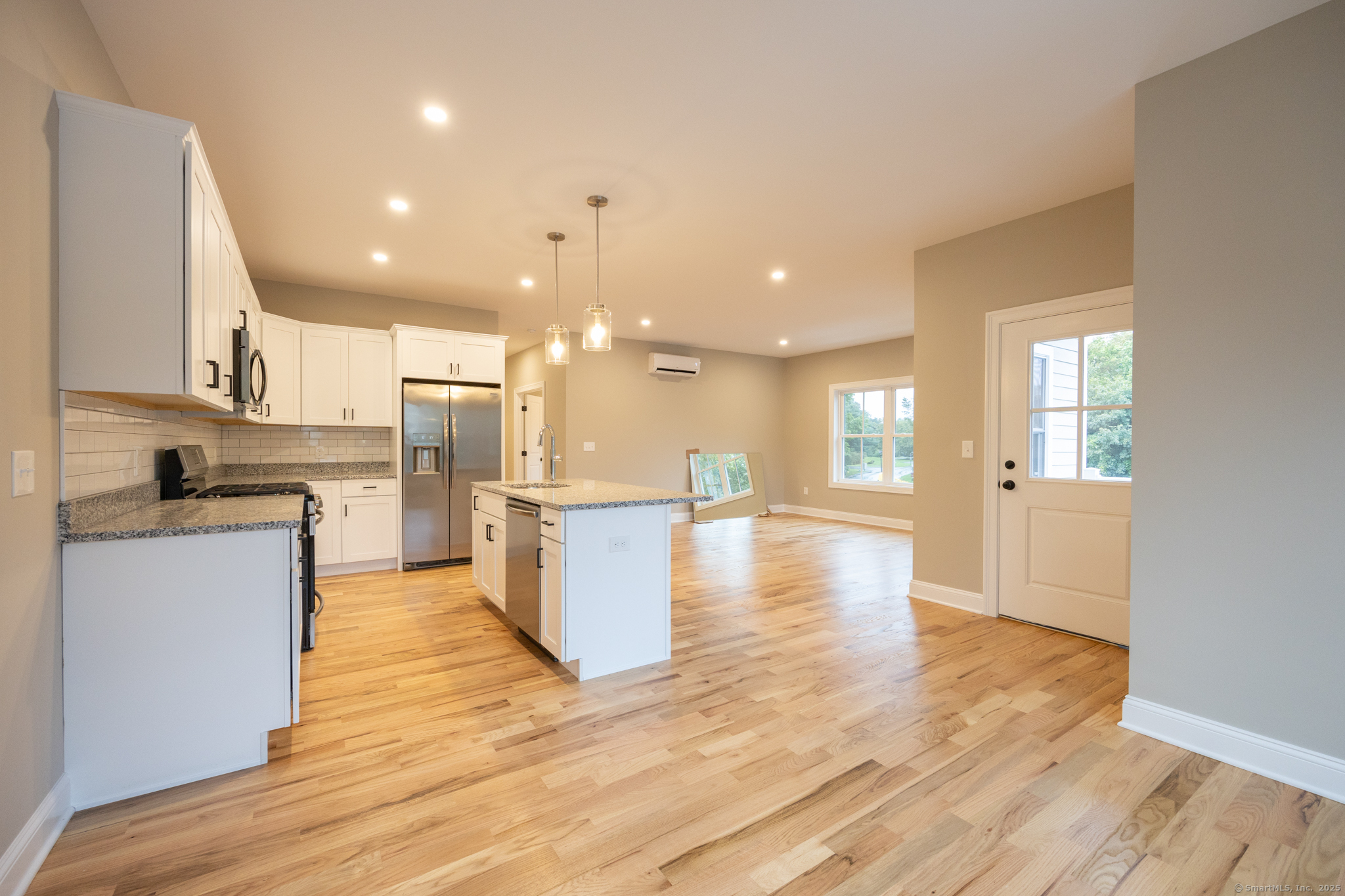 Rental Property at Old Towne Road, Cheshire, Connecticut - Bedrooms: 2 
Bathrooms: 2 
Rooms: 5  - $3,150 MO.
