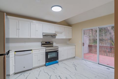 Tiny photo for 208 Castlewood Drive #208, Bloomfield, CT 06002 (MLS # 24151921)