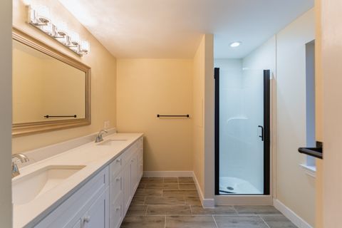 Tiny photo for 208 Castlewood Drive #208, Bloomfield, CT 06002 (MLS # 24151921)