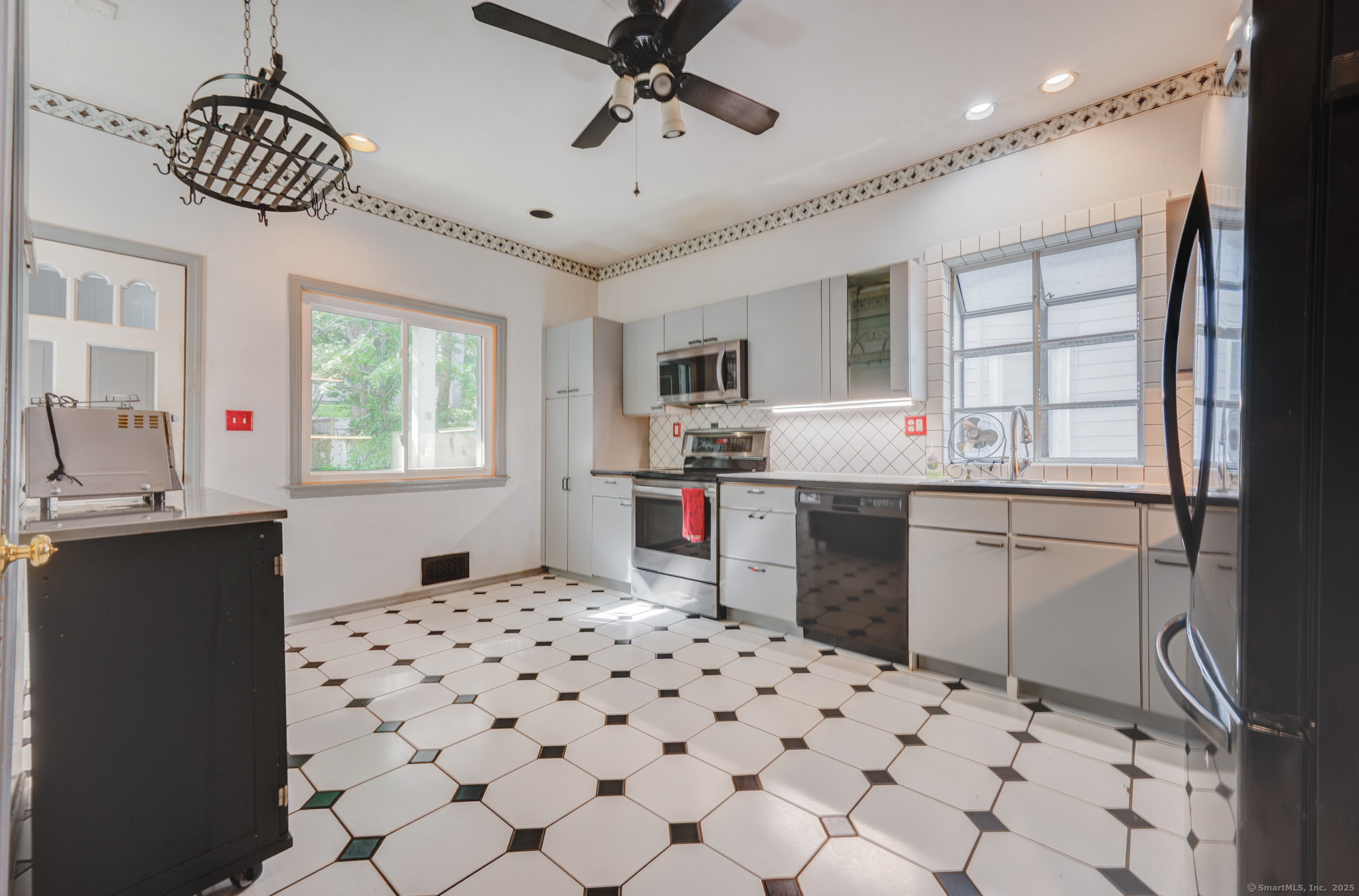 400 Norton Parkway