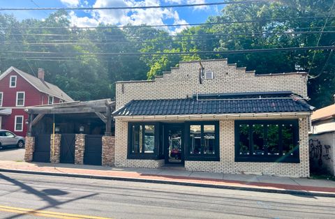 127 Center Street Shelton CT 06484