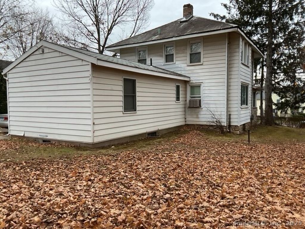 Photo of 42 Saybrook Road, Middletown, CT 06457 (MLS # 24142605)