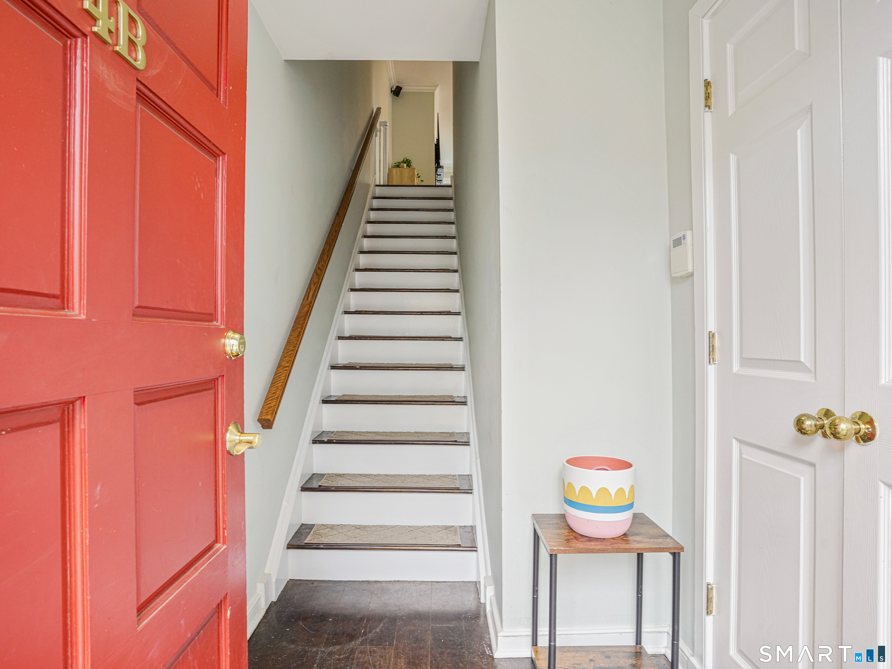 453 East Putnam Avenue 4B