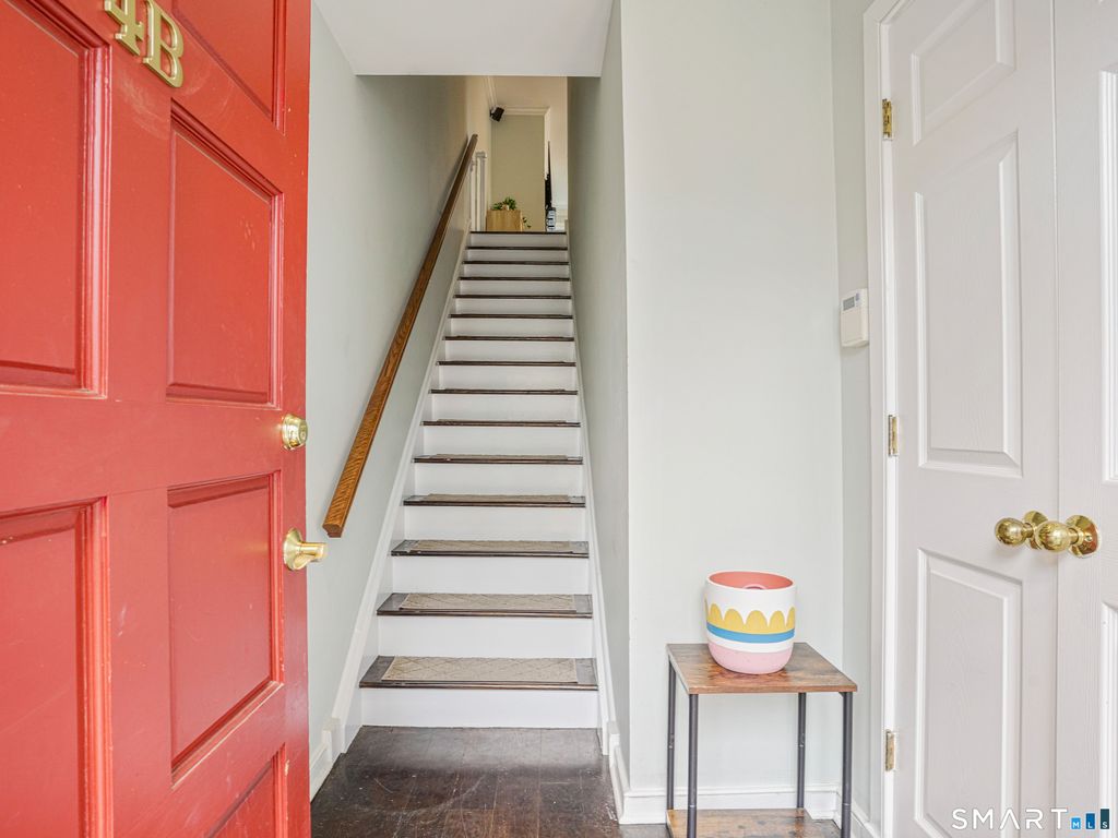 Photo of 453 E Putnam Avenue #4B, Greenwich, CT 06807 (MLS # 24161260)