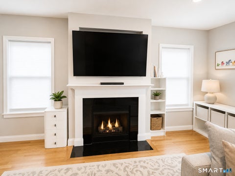 Tiny photo for 25 Naubuc Avenue #5, Glastonbury, CT 06033 (MLS # 24189504)