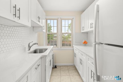 Tiny photo for 2475 Summer Street #APT 3H, Stamford, CT 06905 (MLS # 24150210)