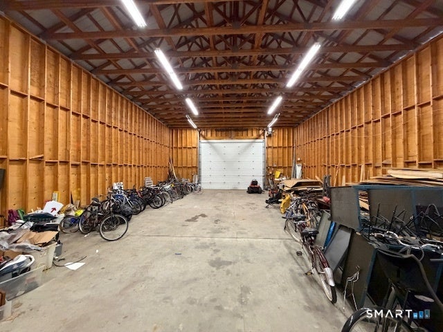40 River Road Road