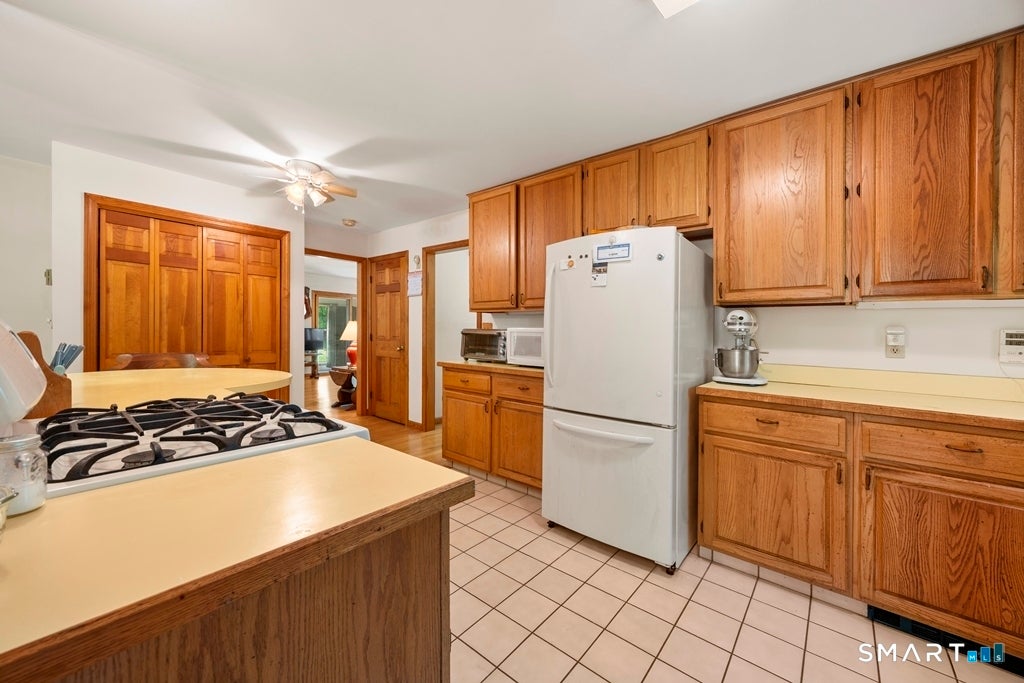 930 Spindle Hill Road and Bound Line Road