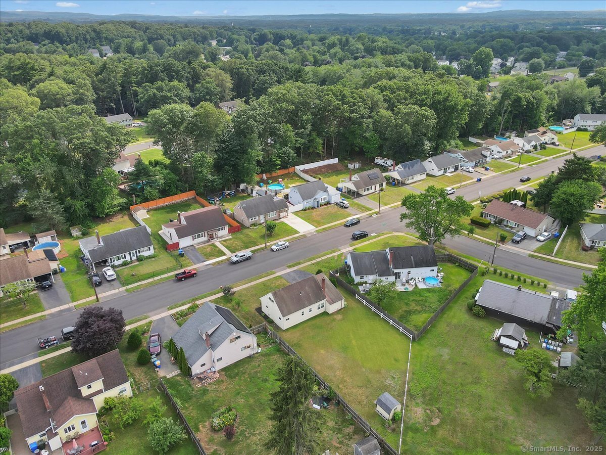 East Hartford, Connecticut 06118, United States, 4 Bedrooms Bedrooms, ,1 BathroomBathrooms,Residential,Active,166235