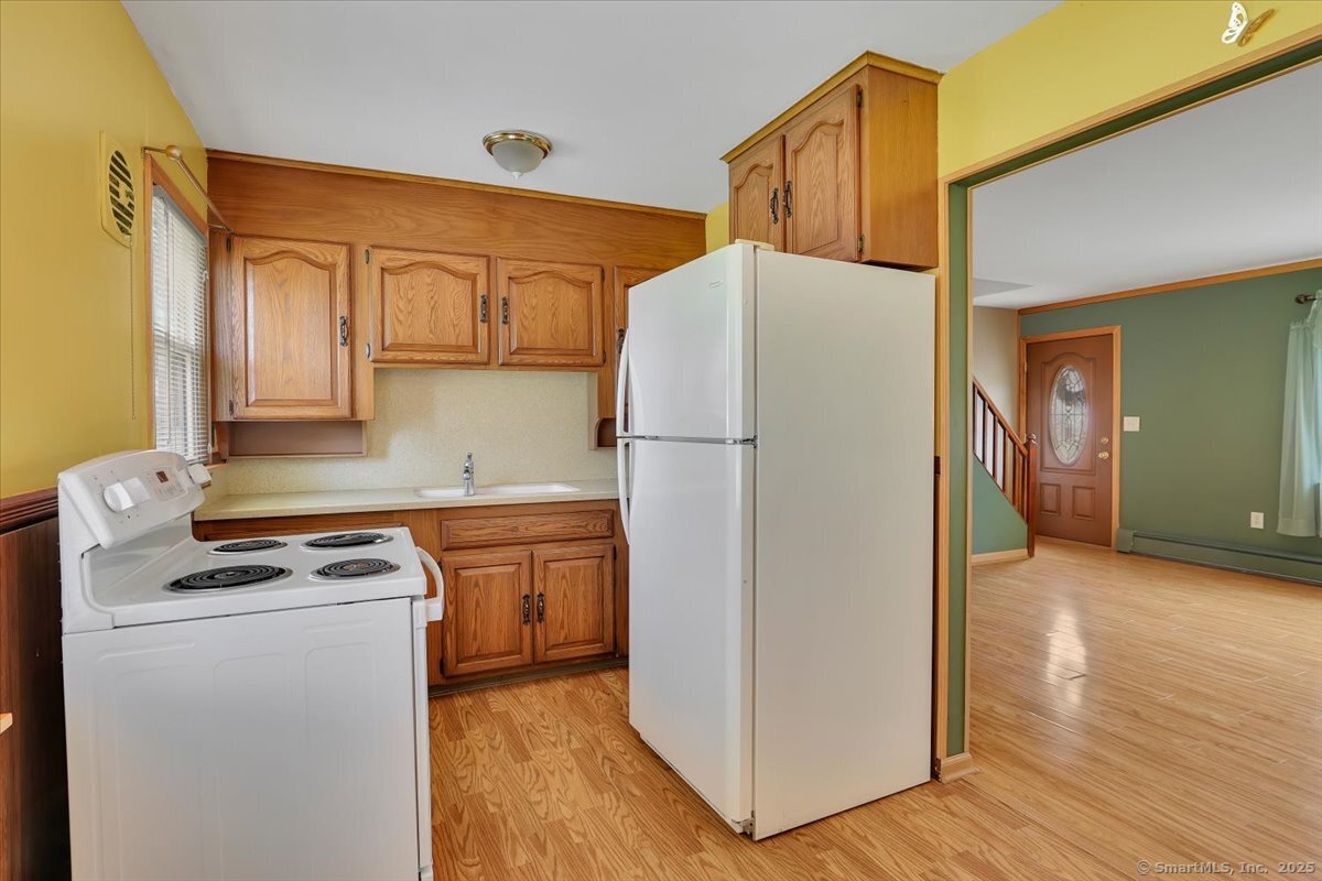 East Hartford, Connecticut 06118, United States, 4 Bedrooms Bedrooms, ,1 BathroomBathrooms,Residential,Active,166235