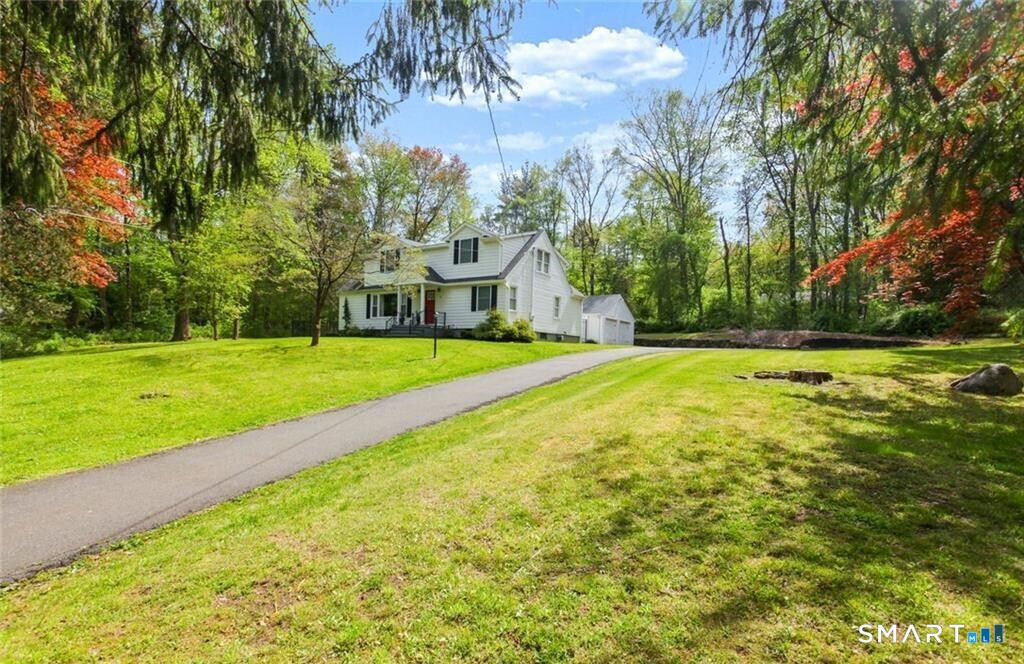 8 Ferndale Drive